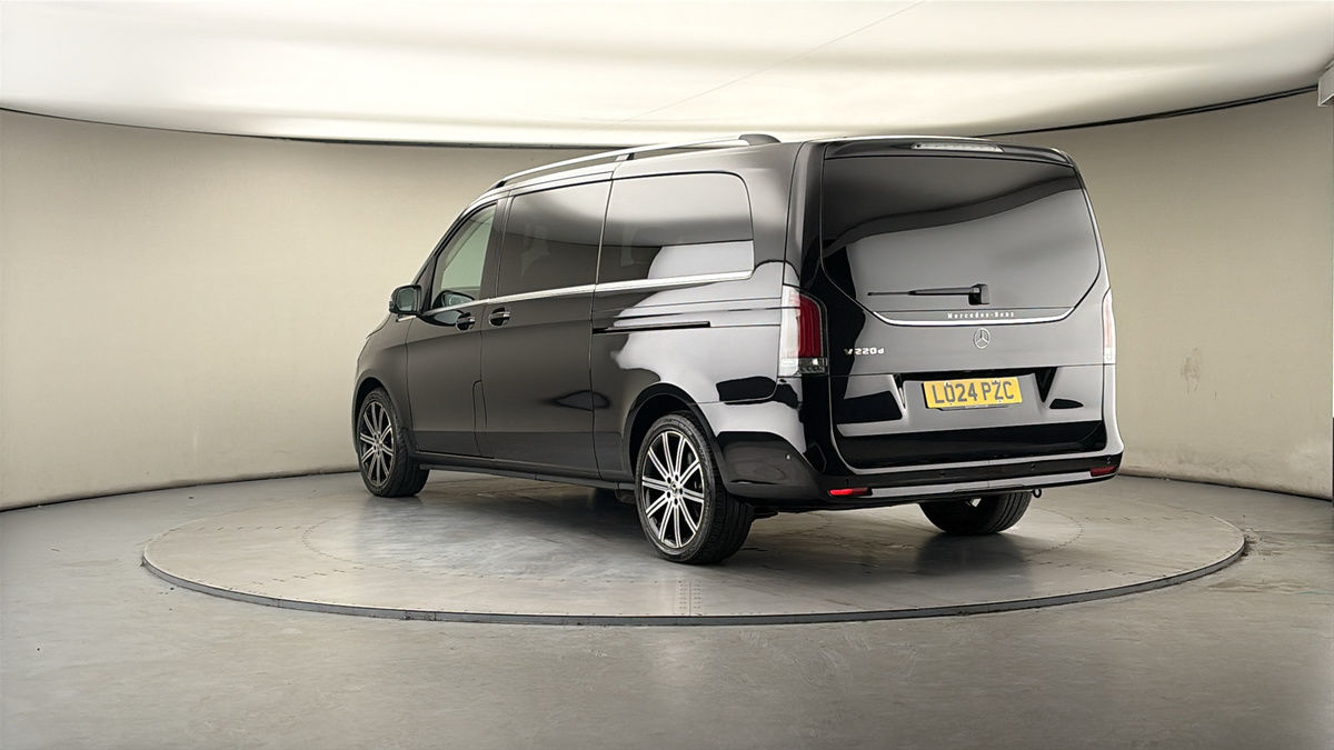 Mercedes-Benz V Class Image 2