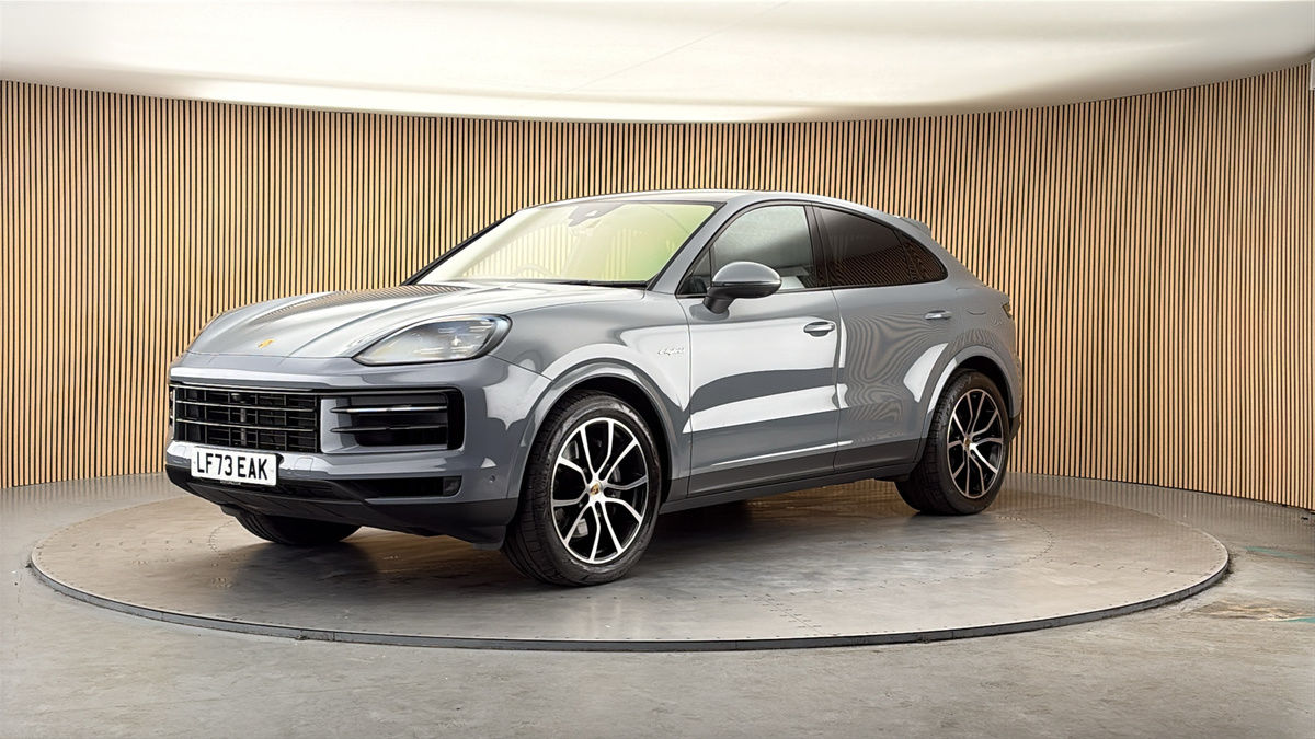 Porsche Cayenne Image 20