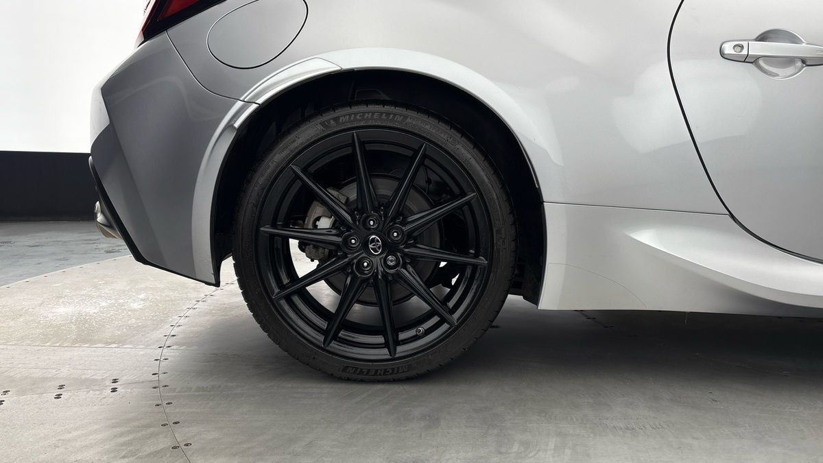 Toyota GR86 Image 10