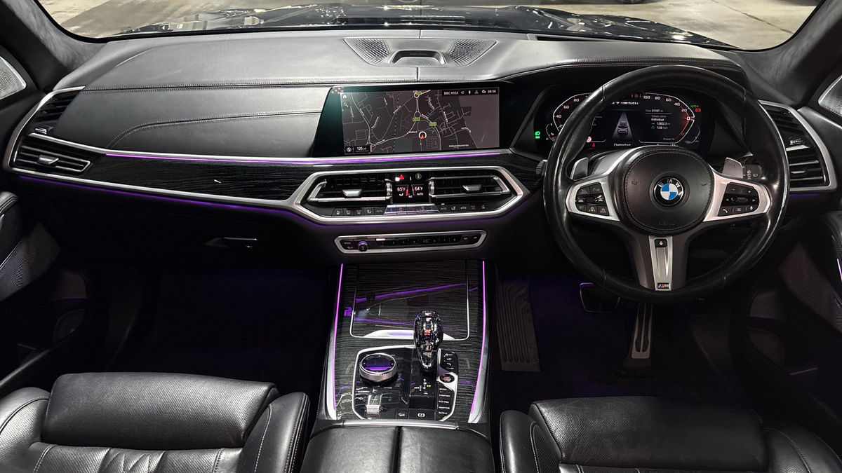 BMW X7 Image 12