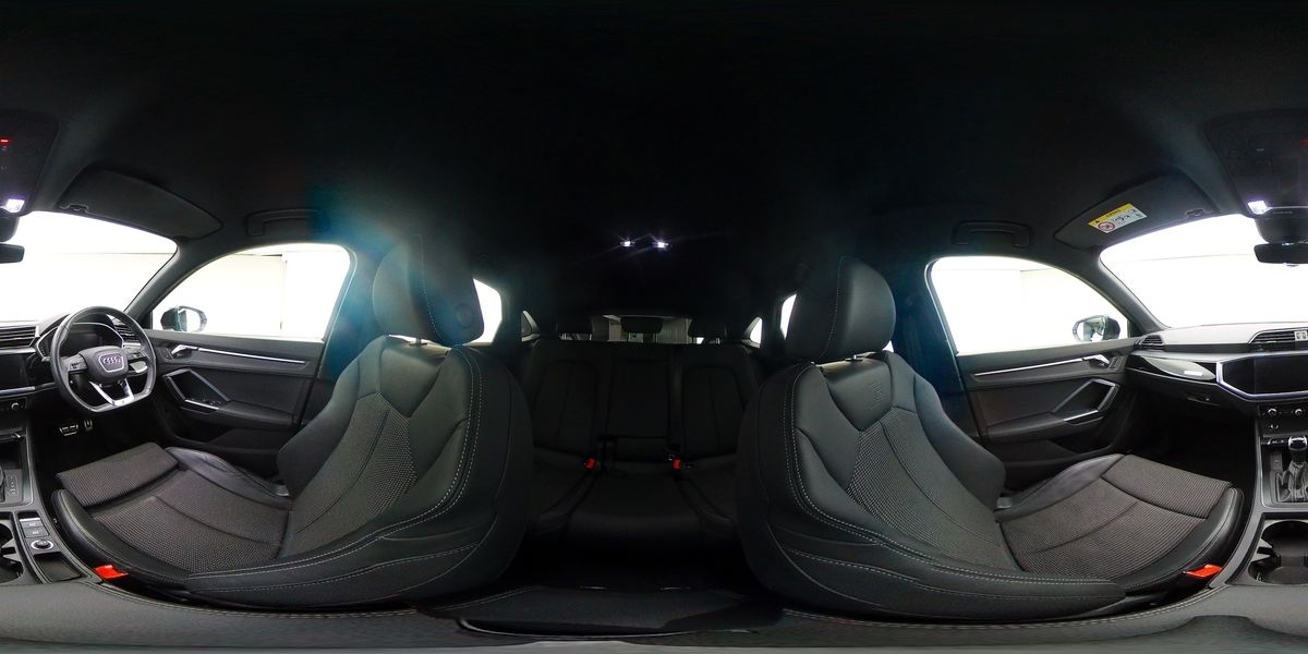 More views of Audi Q3