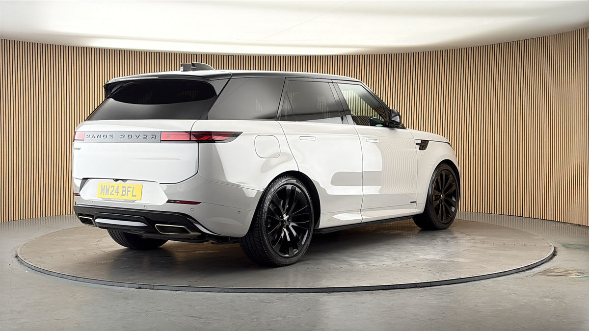 More views of Land Rover Range Rover Sport