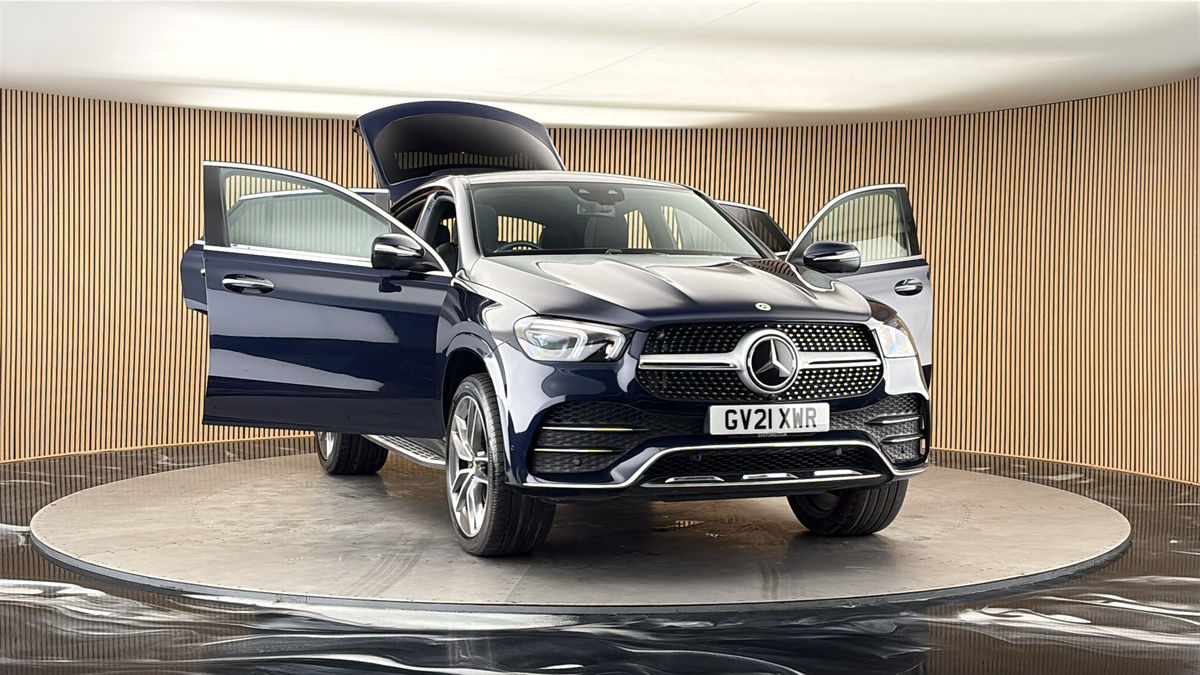 More views of Mercedes-Benz GLE