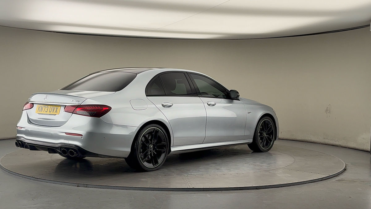 Mercedes-Benz E Class Image 21