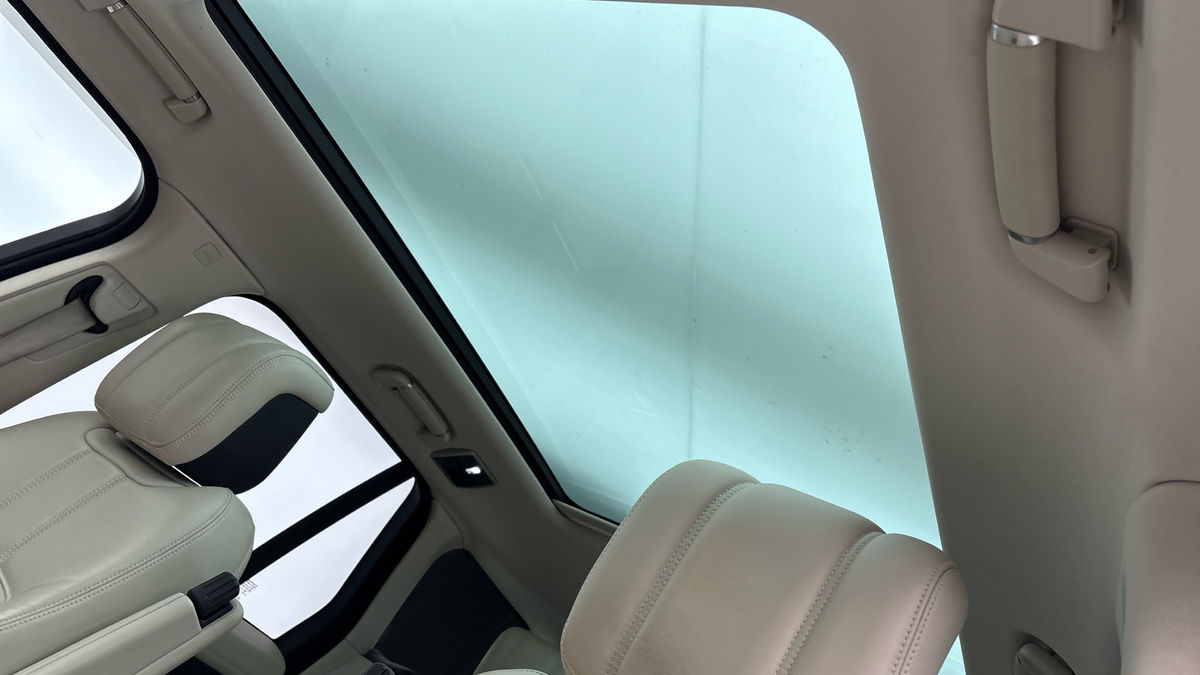 Land Rover Range Rover Image 6