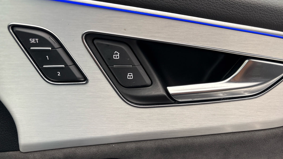 Audi Q8 Image 30