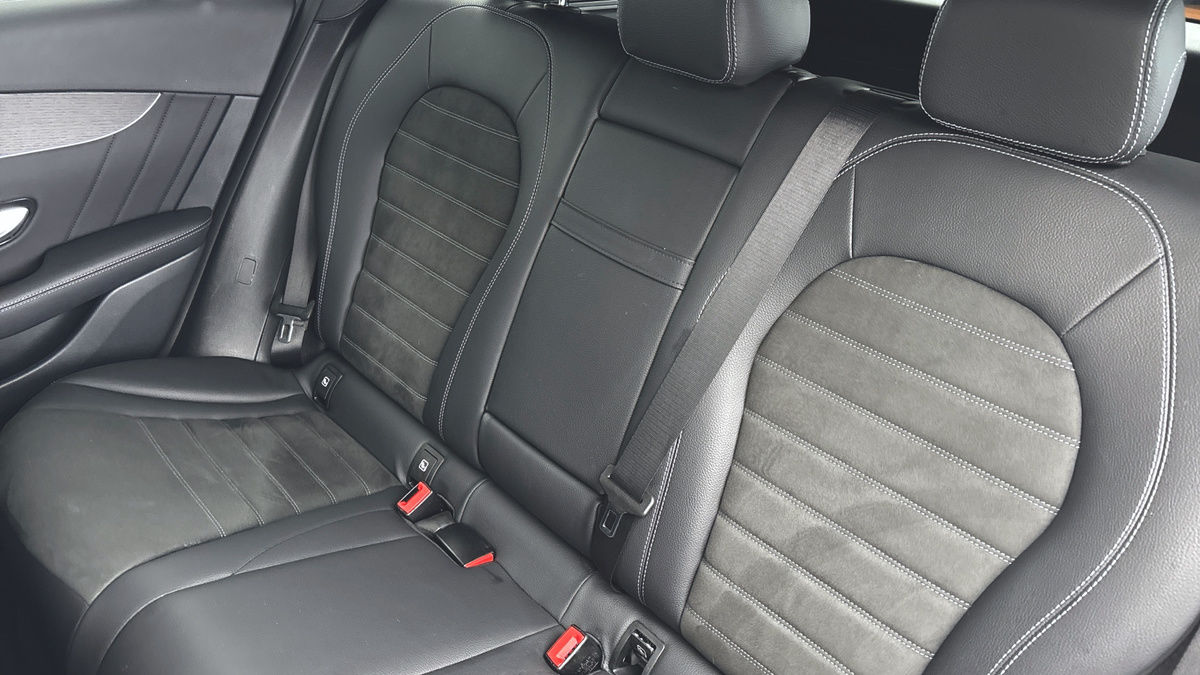 Mercedes-Benz GLC Image 8