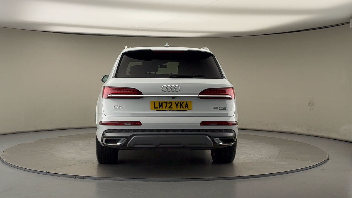 More views of Audi Q7