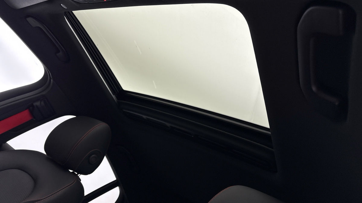 Mercedes-Benz GLC Image 6