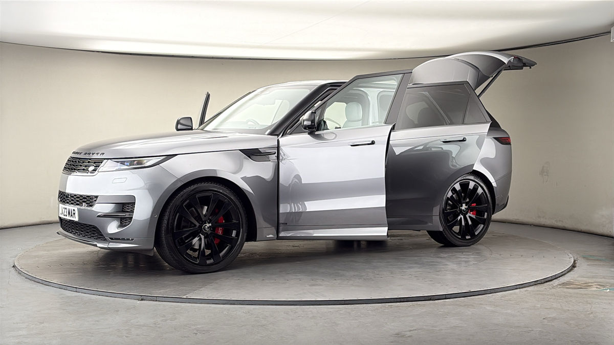 More views of Land Rover Range Rover Sport