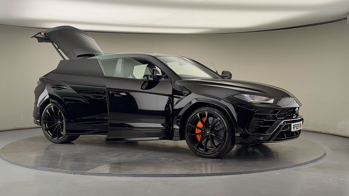 More views of Lamborghini Urus