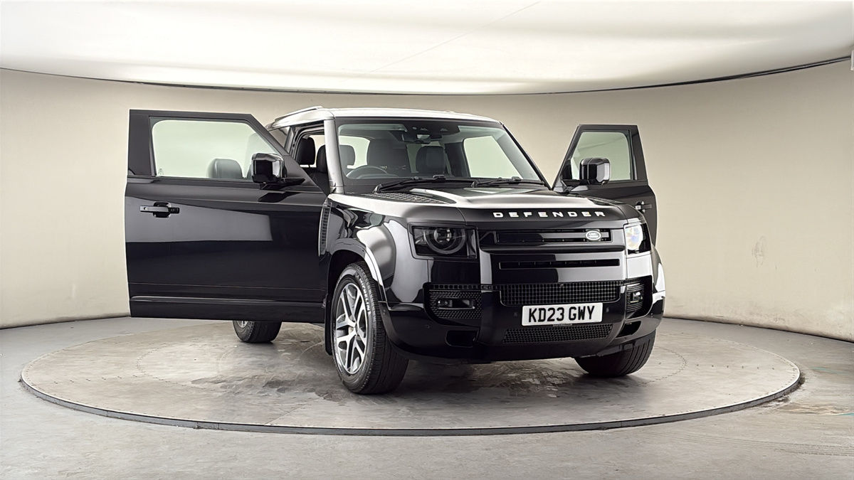 More views of Land Rover Defender 90