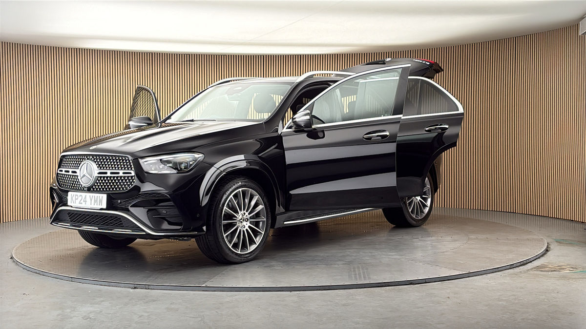 More views of Mercedes-Benz GLE