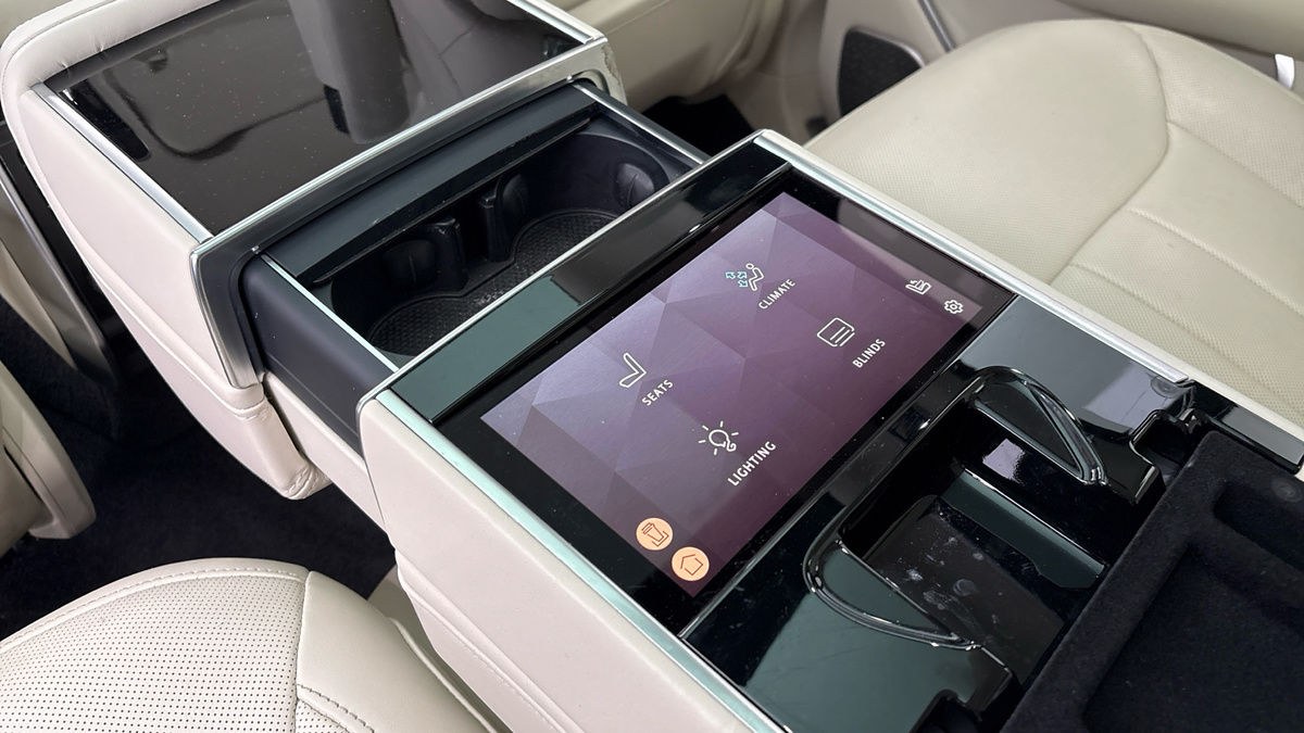 Land Rover Range Rover Image 29