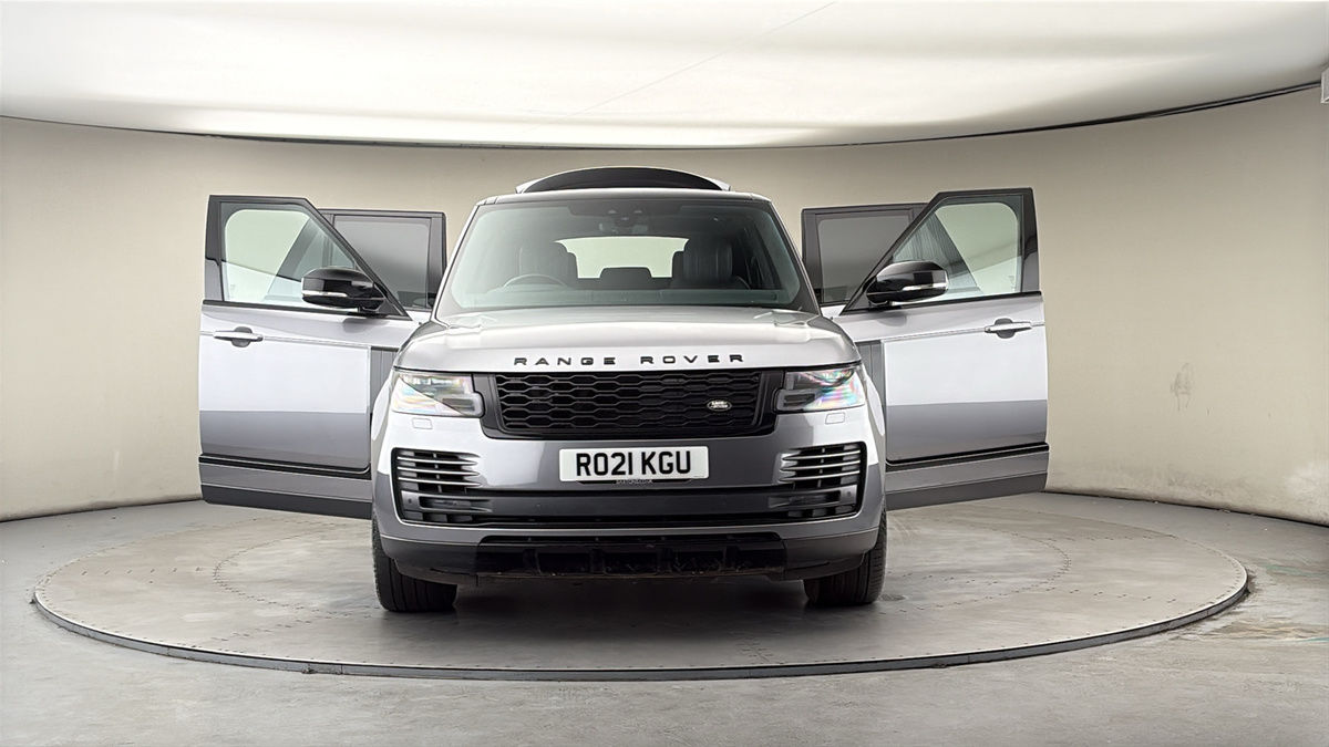 More views of Land Rover Range Rover