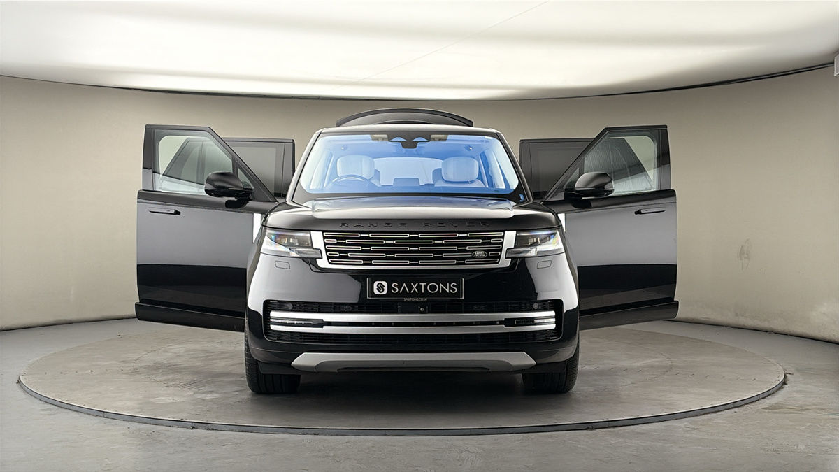 More views of Land Rover Range Rover