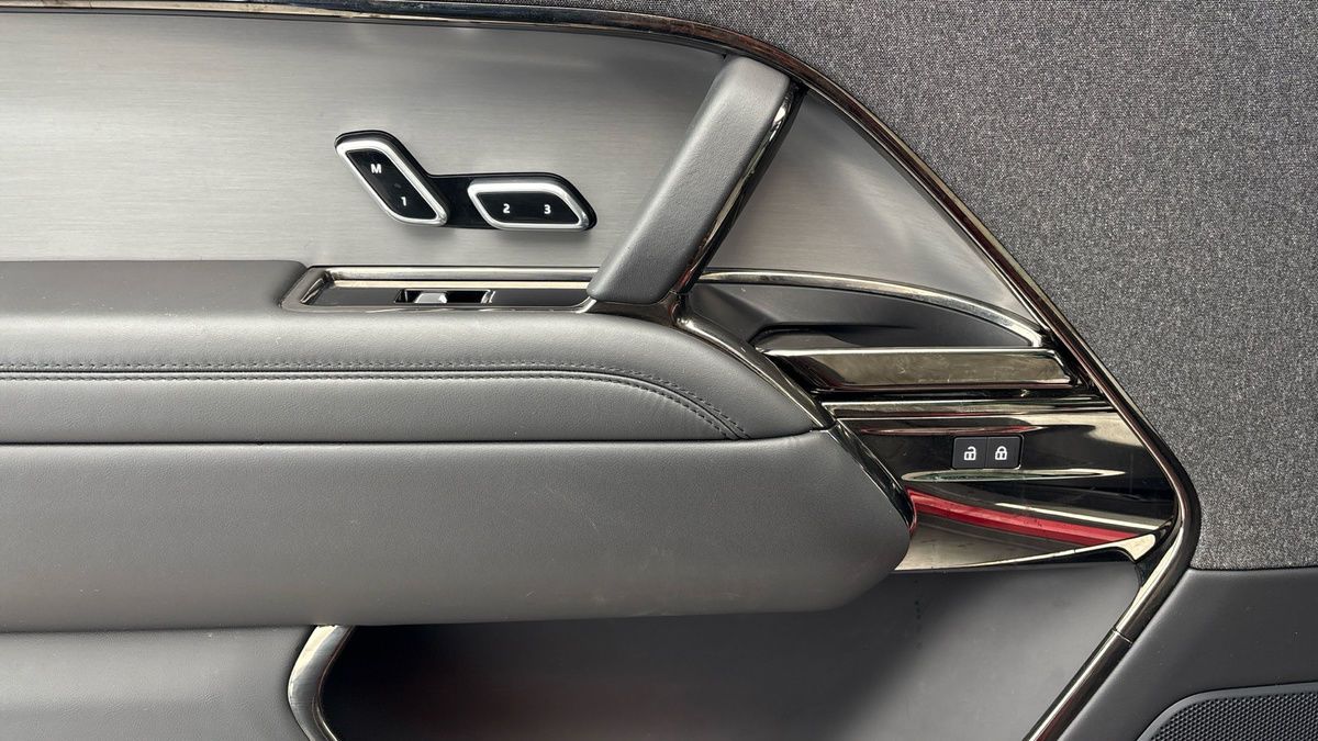 Land Rover Range Rover Sport Image 19