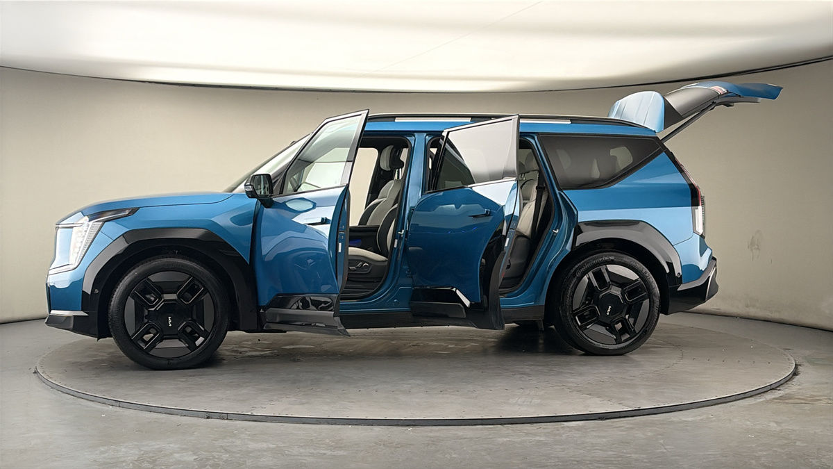 More views of Kia EV9