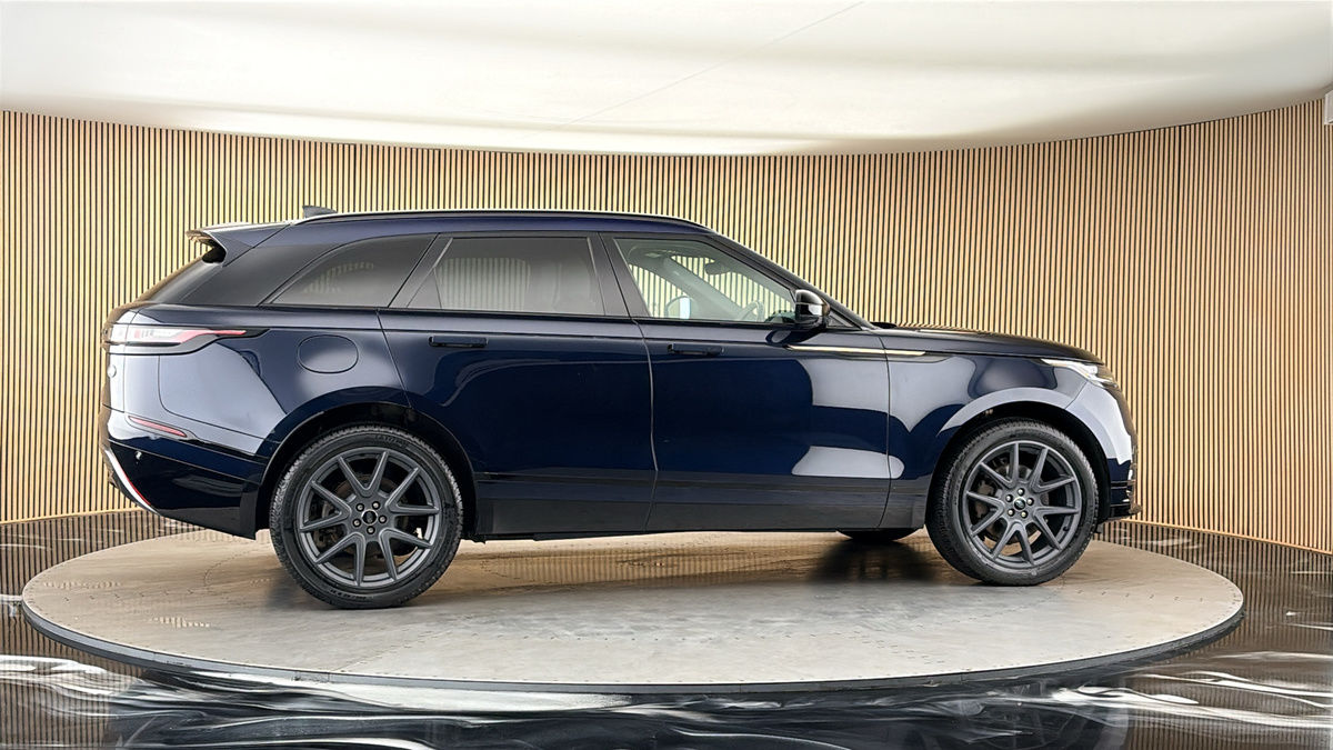 More views of Land Rover Range Rover Velar