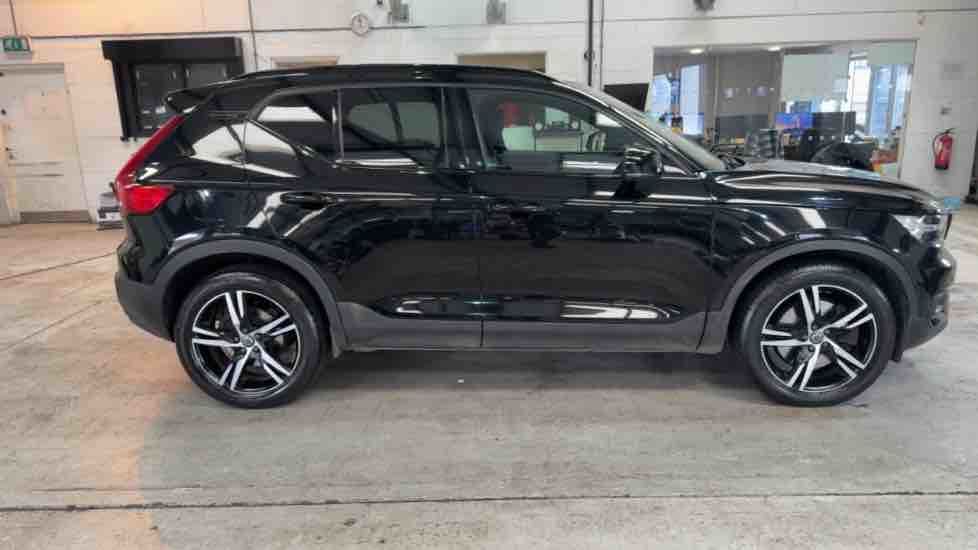 More views of Volvo XC40