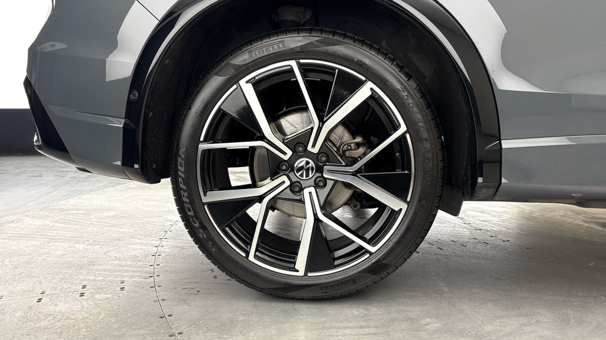 Volkswagen Tiguan Image 10