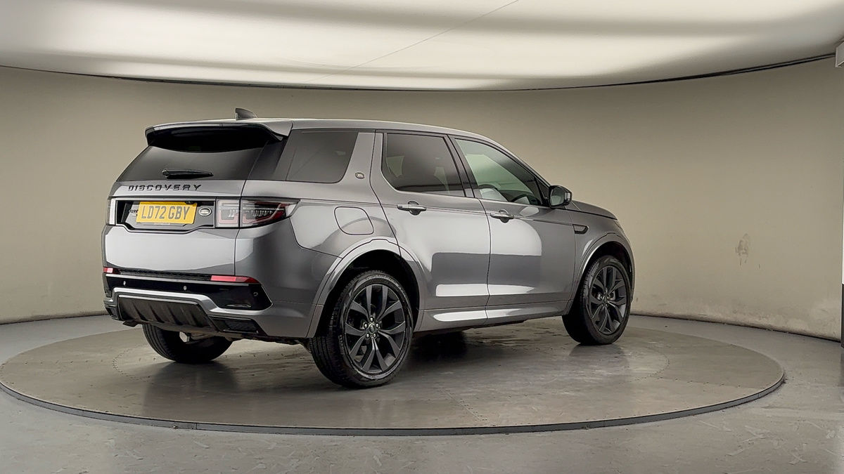 Land Rover Discovery Sport Image 21