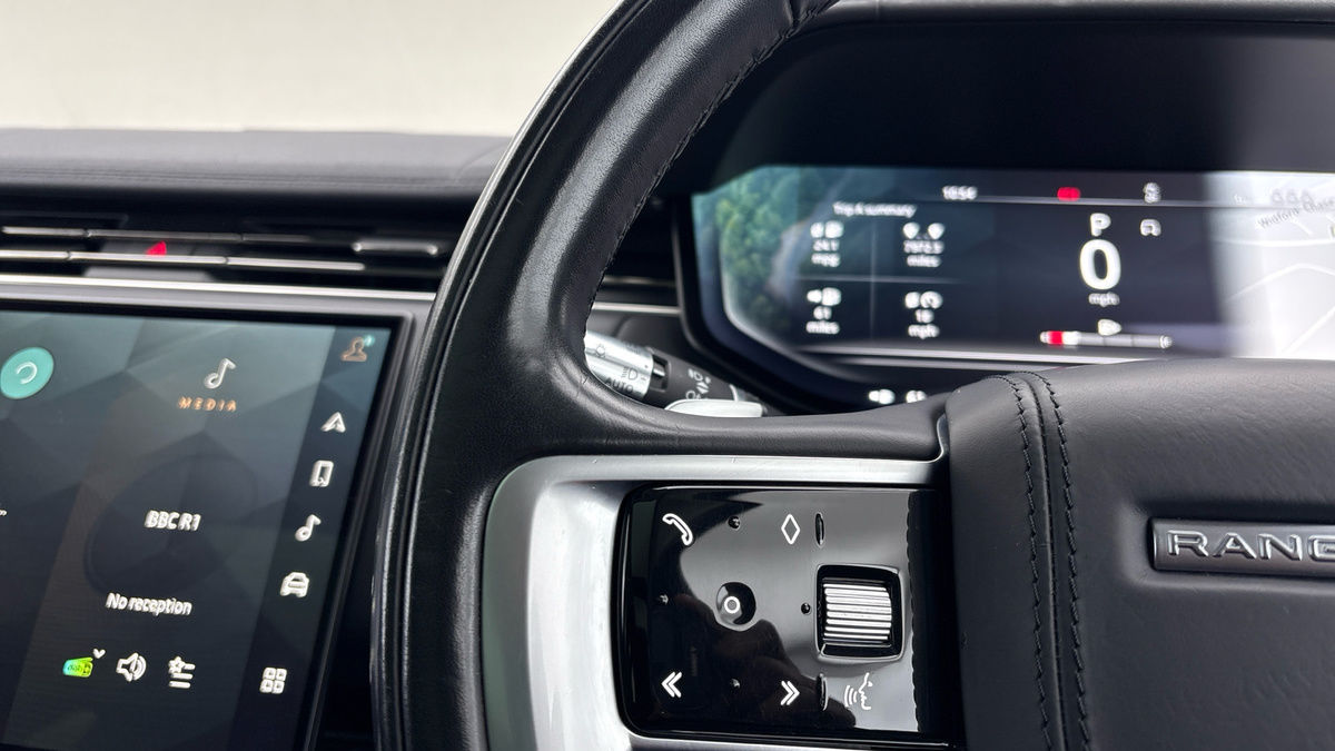 Land Rover Range Rover Image 13