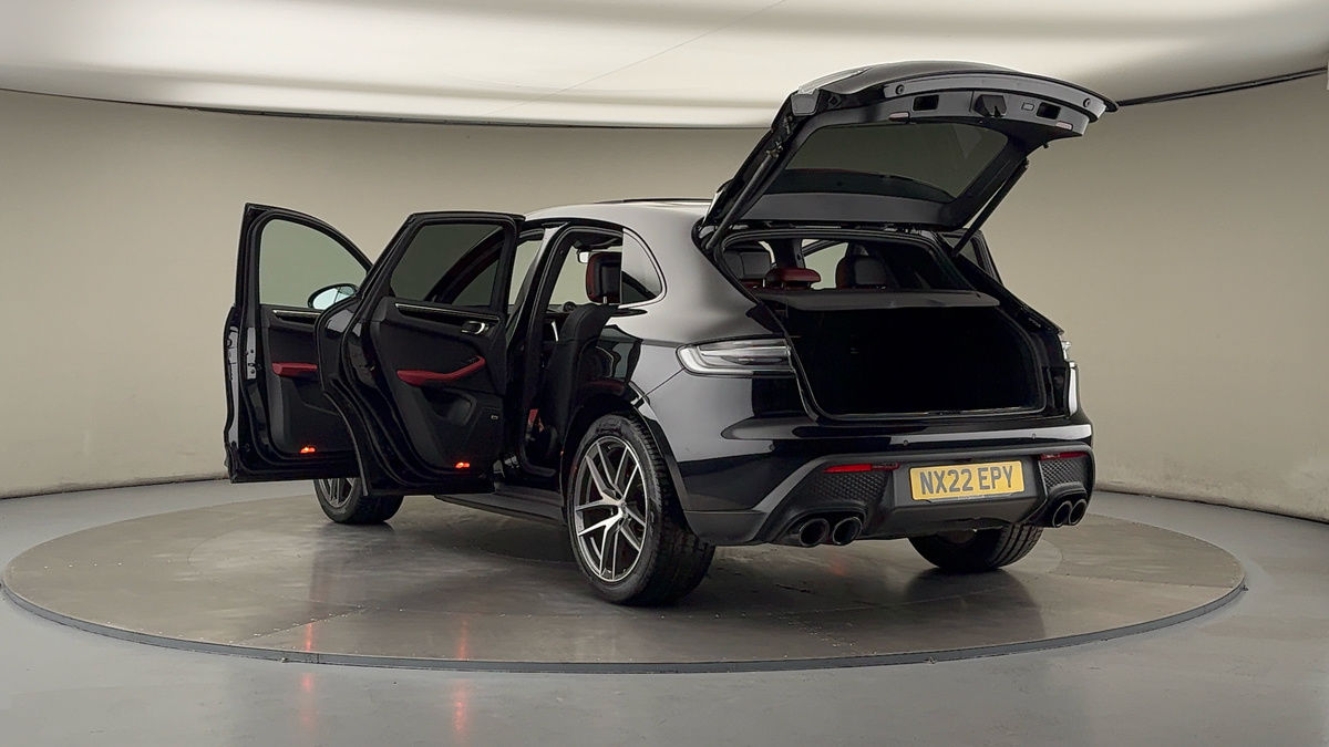 Porsche Macan Image 23