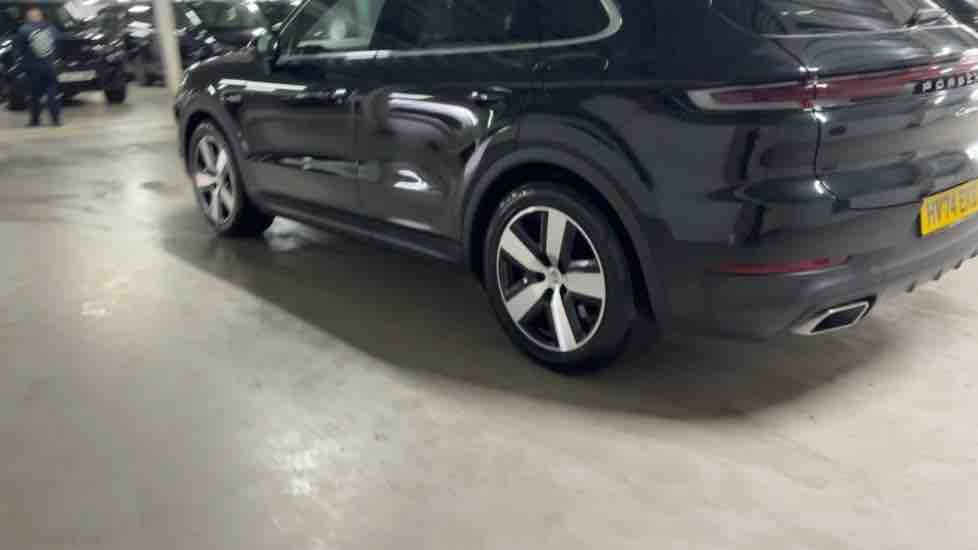 More views of Porsche Cayenne