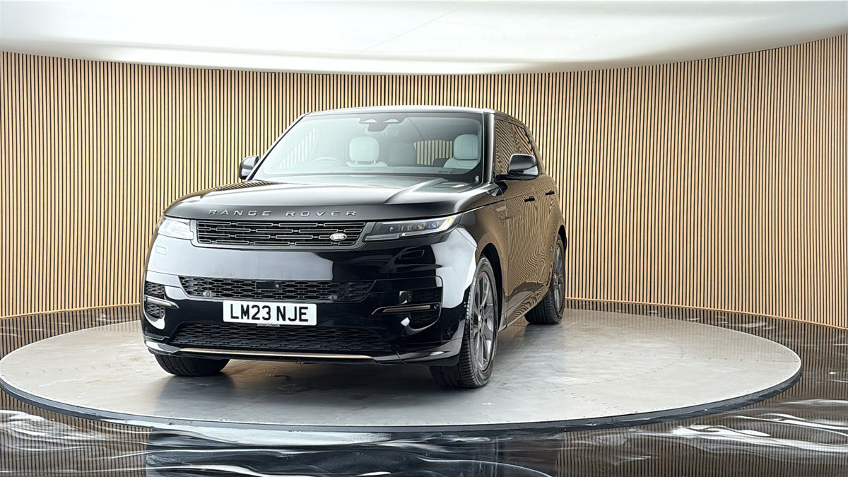 More views of Land Rover Range Rover Sport