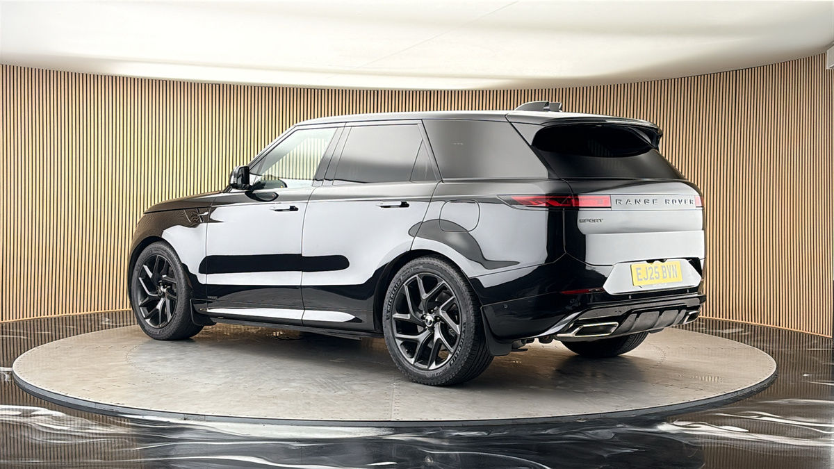 More views of Land Rover Range Rover Sport