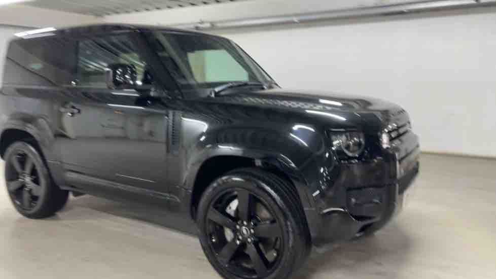 More views of Land Rover Defender 90
