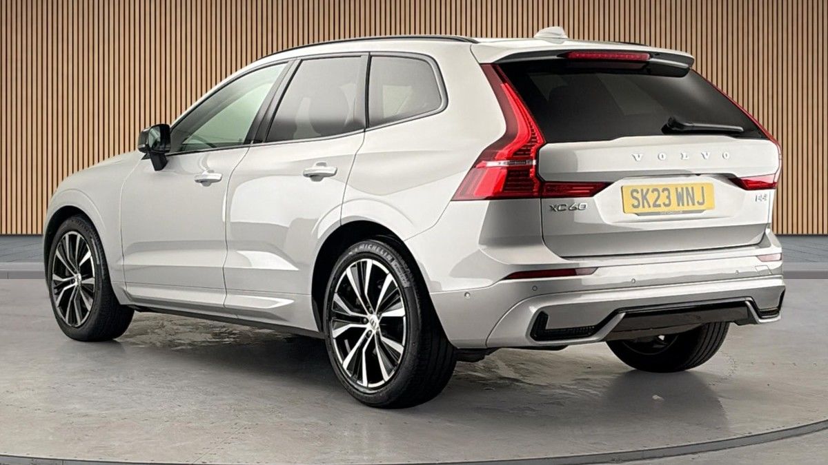 Volvo XC60 Image 2