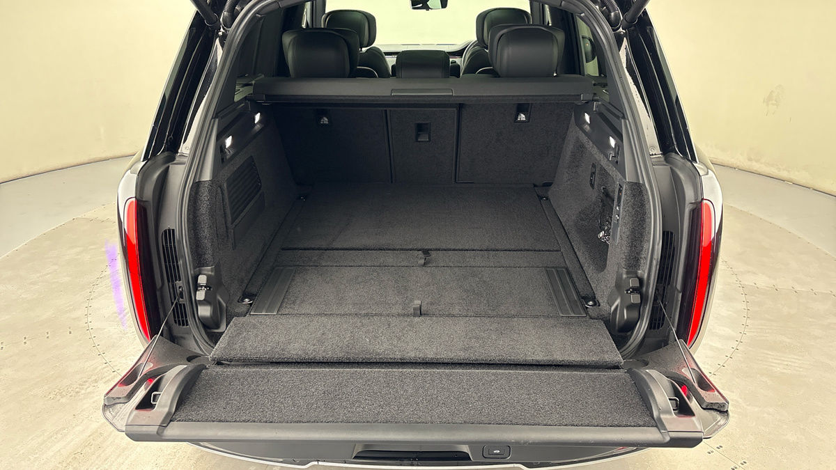 Land Rover Range Rover Image 11