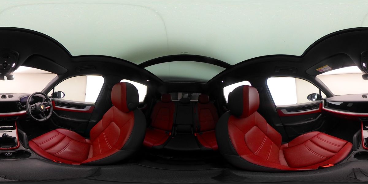 More views of Porsche Cayenne