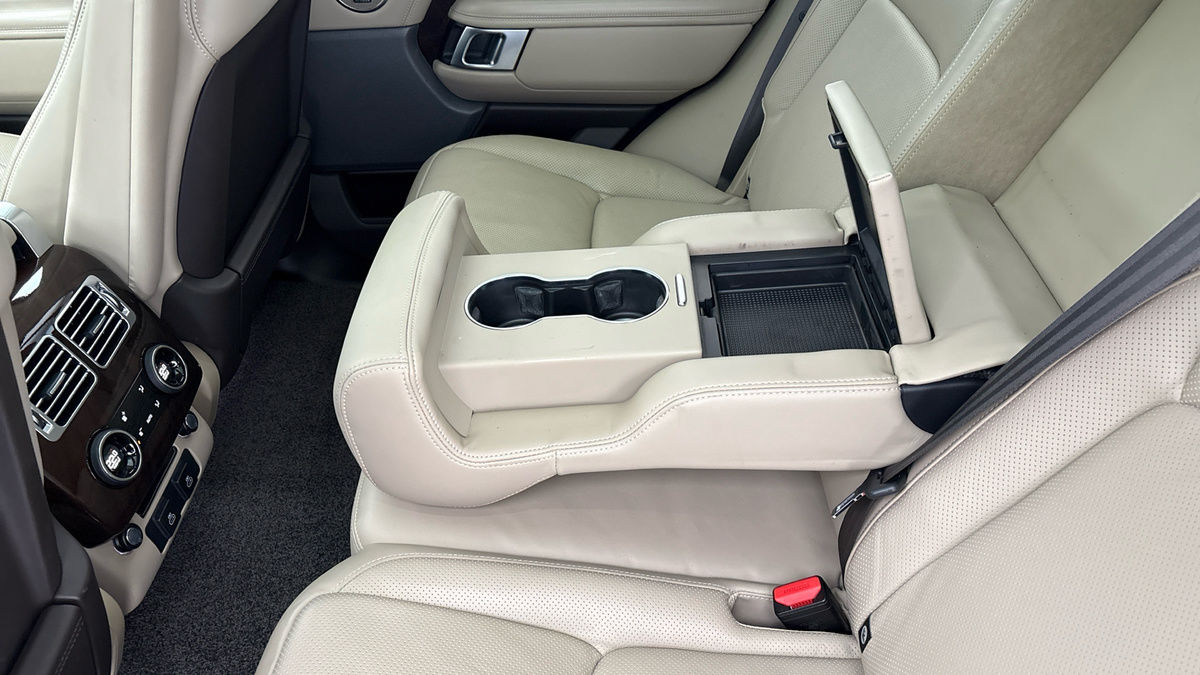 Land Rover Range Rover Image 9