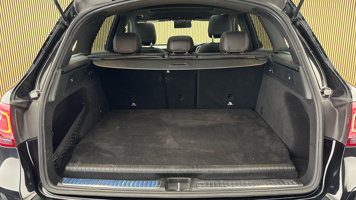 Mercedes-Benz GLC Image 11