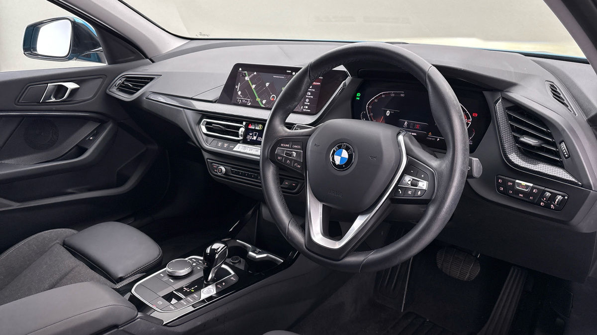 BMW 1 Series Image 5