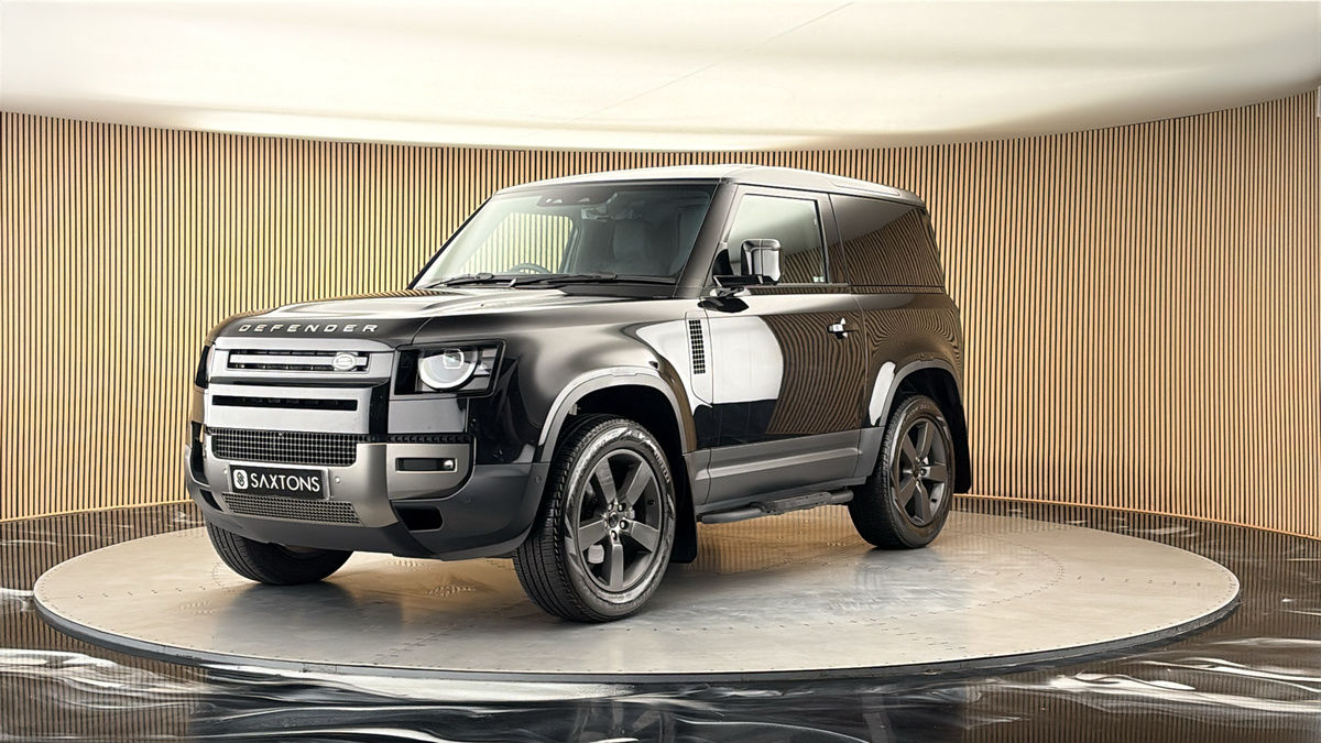 More views of Land Rover Defender 90