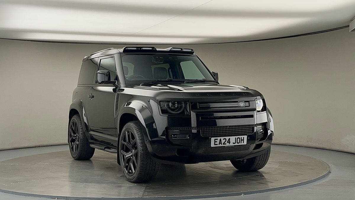 More views of Land Rover Defender 90