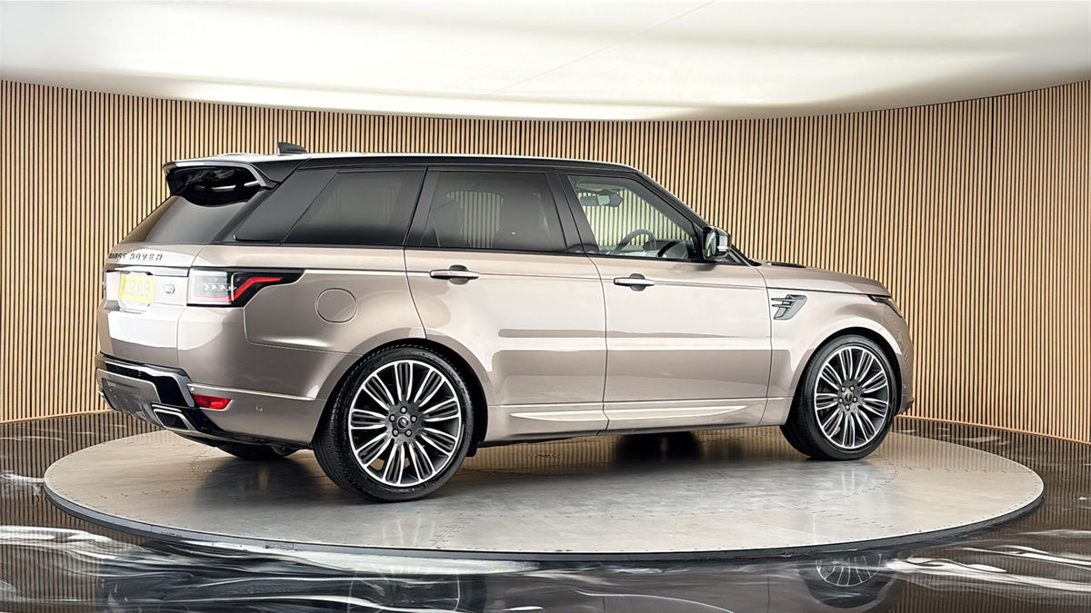 More views of Land Rover Range Rover Sport