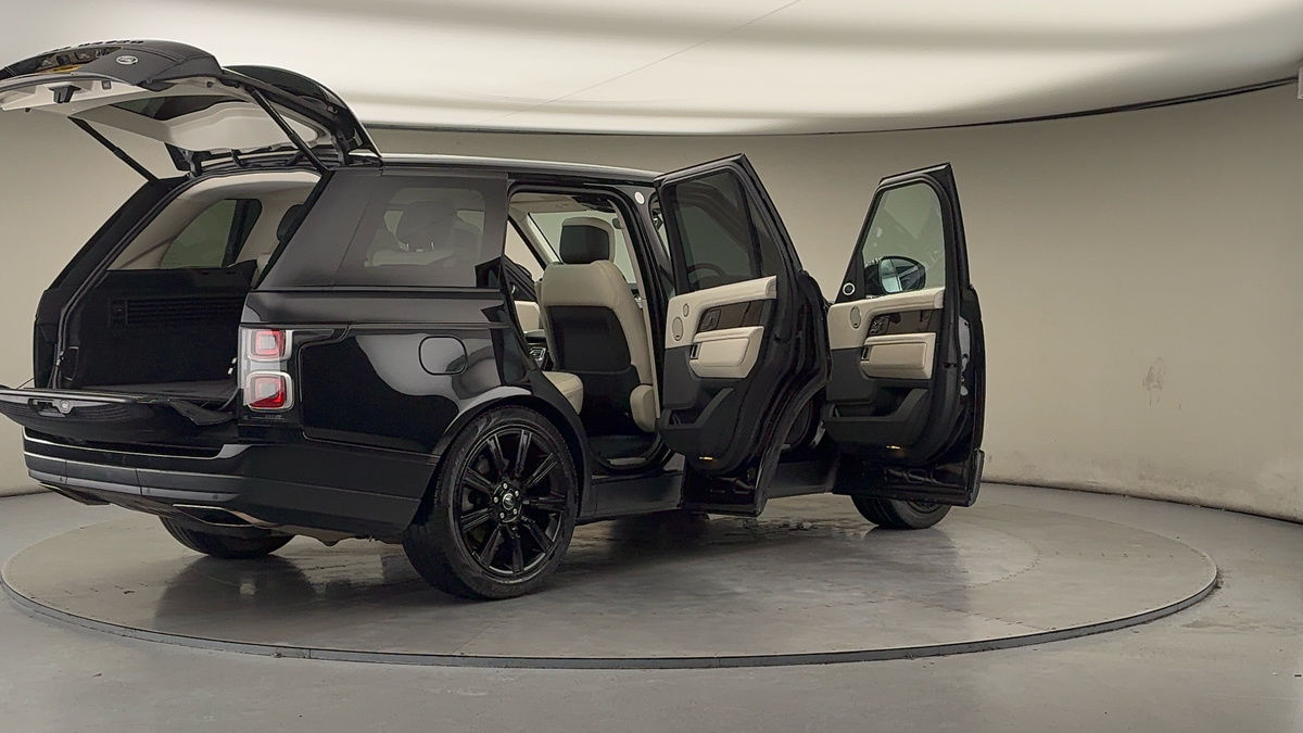 More views of Land Rover Range Rover