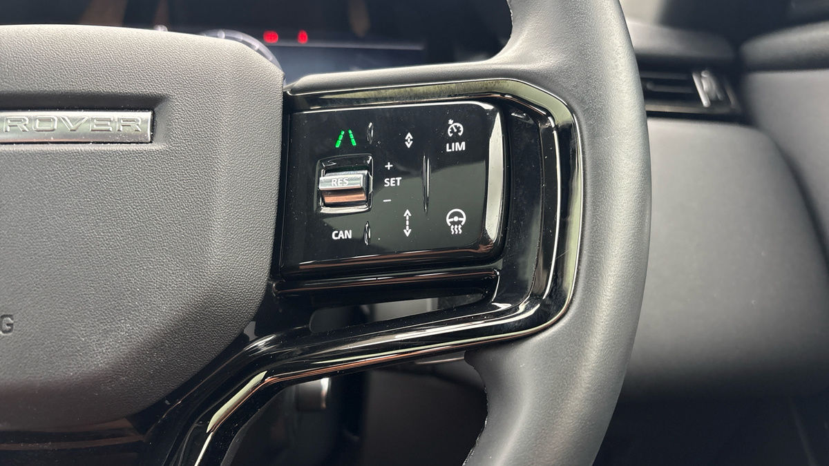 Land Rover Range Rover Velar Image 14