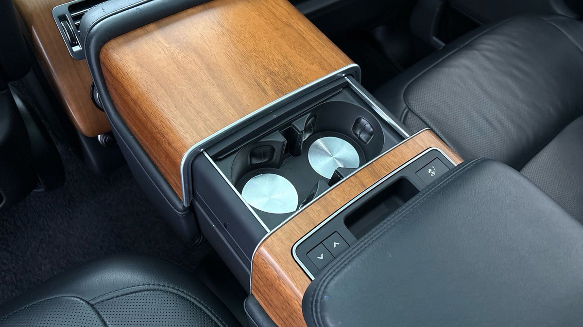 Land Rover Range Rover Image 28