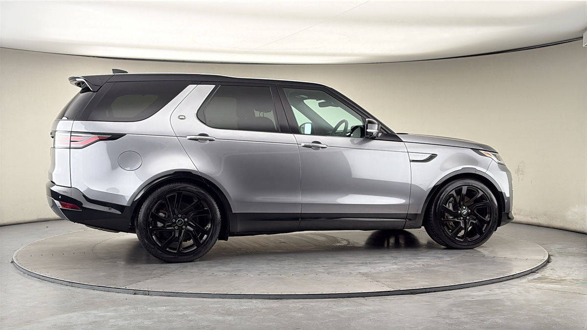 More views of Land Rover Discovery