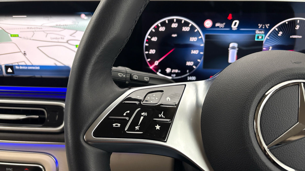 Mercedes-Benz V Class Image 13