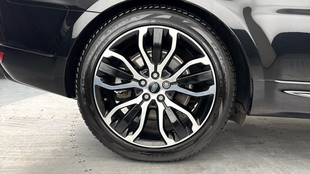 Land Rover Range Rover Sport Image 10