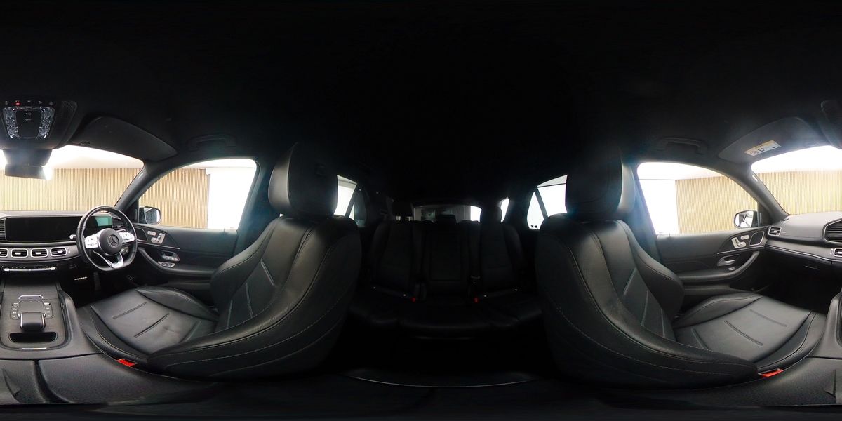 More views of Mercedes-Benz GLE