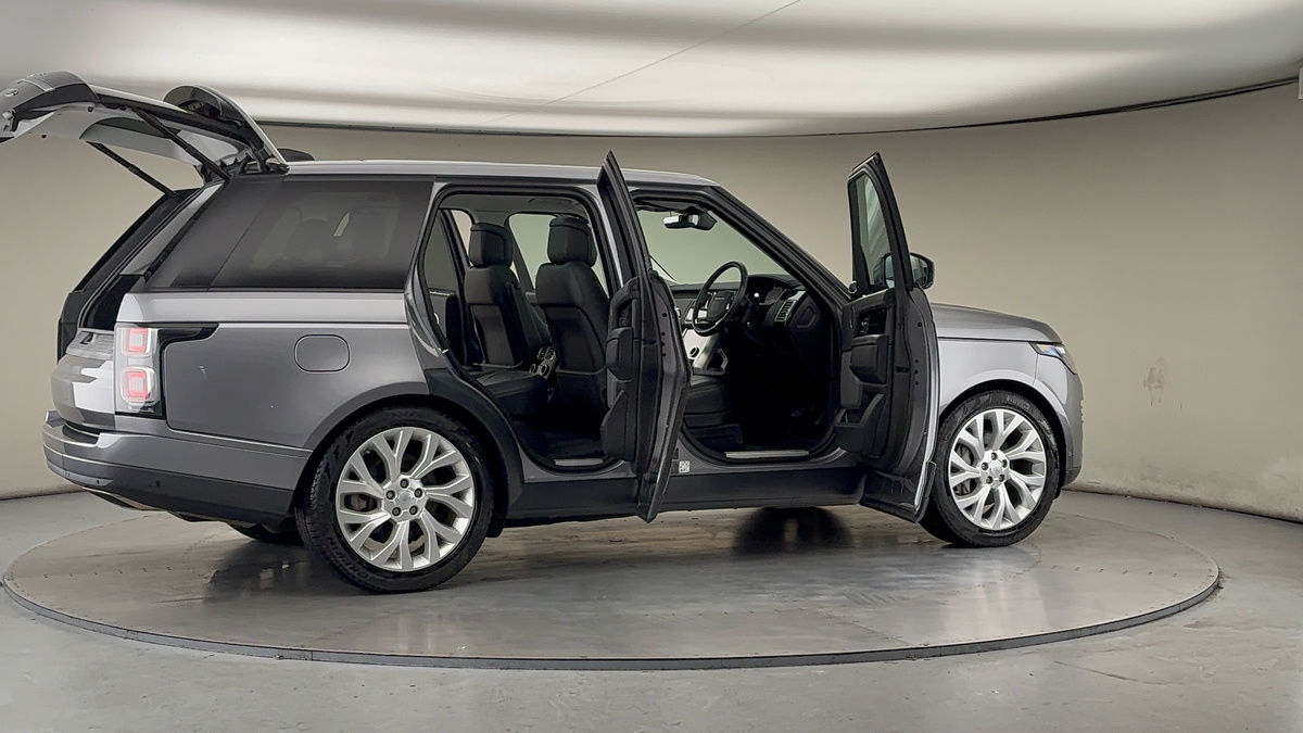 More views of Land Rover Range Rover