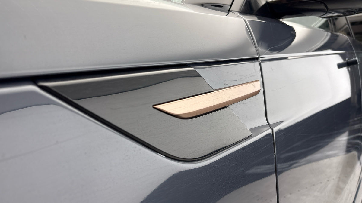 Land Rover Range Rover Sport Image 39